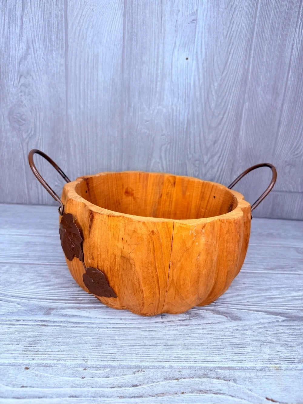 Pier 1 Wooden Pumpkin Bowl Basket Metal Handles Leaf Fall Design decoration